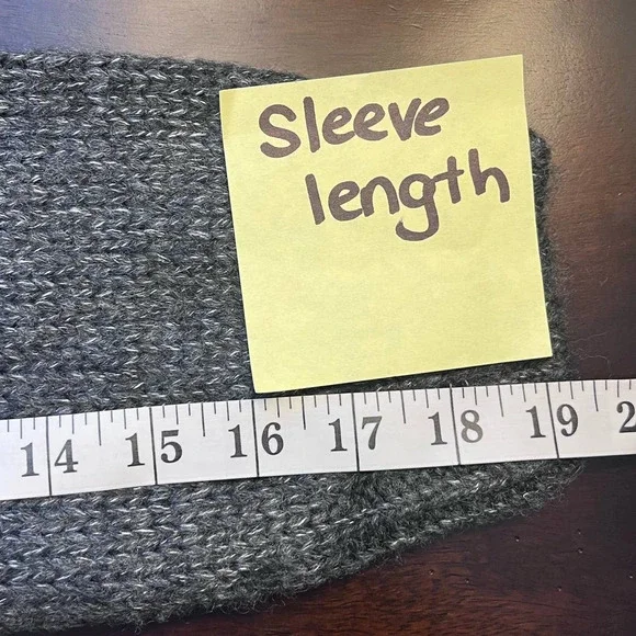 Urban Outfitter Lumiere Crewneck Color Block Sweater SZ Small and Large - Picture 10 of 14